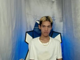 Most Recent Photo of 0cir_asiansatisfy