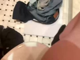 Most Recent Photo of 95hung_twink