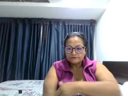 Most Recent Photo of _cristal15