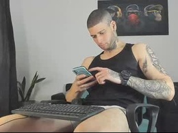 Most Recent Photo of _jamesleandros