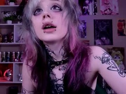 Most Recent Photo of _lollyshy_