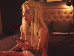 Most Recent Photo of _miumiu_