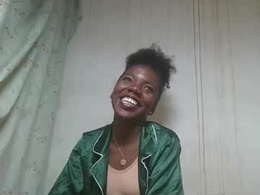 Most Recent Photo of aangelinee
