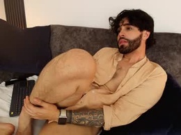 Most Recent Photo of aaron_tate_