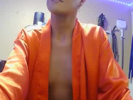 Most Recent Photo of achocolatetwink
