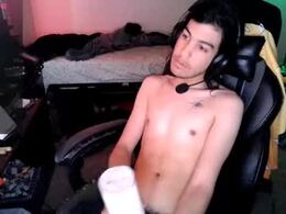 Most Recent Photo of achyexpert2119