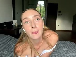 Most Recent Photo of adelasonkin