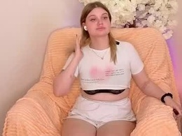 Most Recent Photo of adelebaile