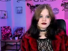 Most Recent Photo of adelina_sky