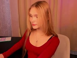 Most Recent Photo of adelinecrash