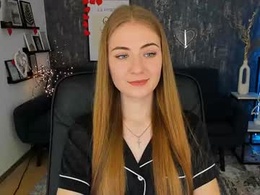 Most Recent Photo of adelyna_bird