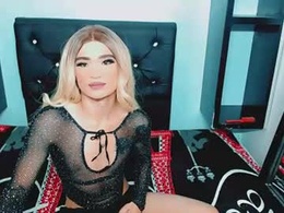 Most Recent Photo of ades_hott