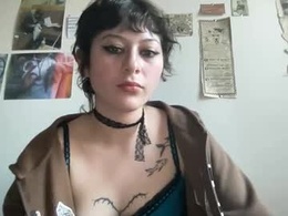 Most Recent Photo of adorememadamnova