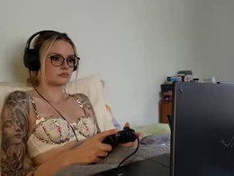 Most Recent Photo of aimee_jay94