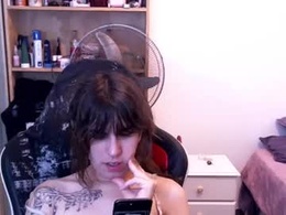 Most Recent Photo of akamedolle