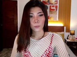 Most Recent Photo of akari_22
