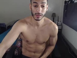 Most Recent Photo of akimencam622430