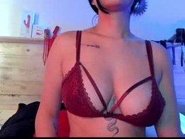 Most Recent Photo of alahia_demon