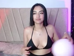 Most Recent Photo of alahia_sweet_official