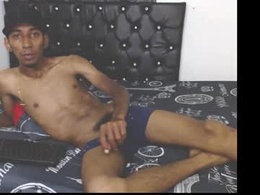 Most Recent Photo of alejandrito_king