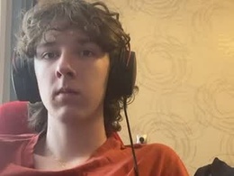 Most Recent Photo of alek_trika