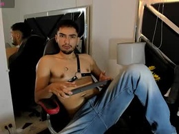 Most Recent Photo of alekruizx