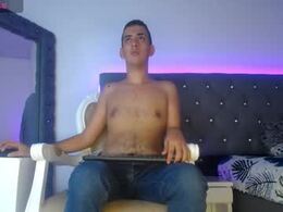 Most Recent Photo of alessandro_collin