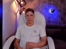 Most Recent Photo of alex_miller_mg