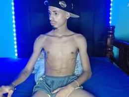 Most Recent Photo of alexx_1214