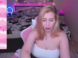 Most Recent Photo of alice___miss