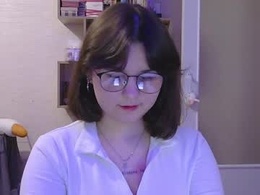 Most Recent Photo of alice_glamour