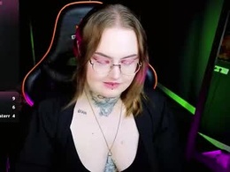 Most Recent Photo of alice_linger