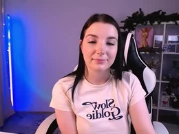 Most Recent Photo of alicechanell