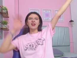 Most Recent Photo of alicemillerr_
