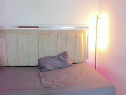 Most Recent Photo of aliciawhite_nt