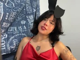 Most Recent Photo of aliciia_23