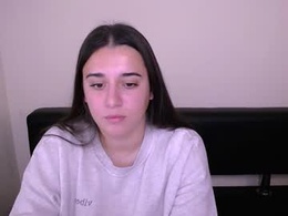 Most Recent Photo of alinaasti_