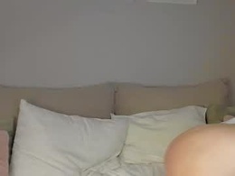 Most Recent Photo of alisa_tiny