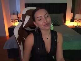Most Recent Photo of alisee_on