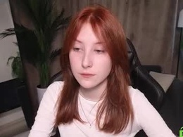 Most Recent Photo of alliiceee_
