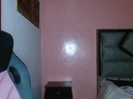 Most Recent Photo of alyce__