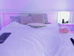 Most Recent Photo of amelii_gh