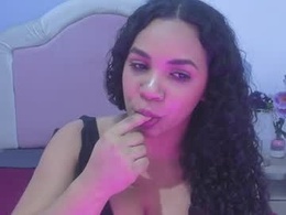 Most Recent Photo of amymartiin