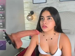 Most Recent Photo of ana_littlee