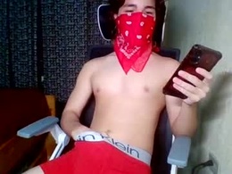 Most Recent Photo of andreeew_018
