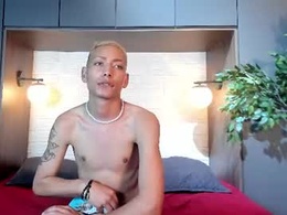 Most Recent Photo of andrewwhite__