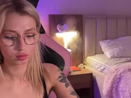 Most Recent Photo of angel_ariela