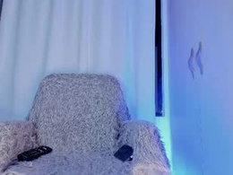 Most Recent Photo of angel_boos