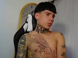 Most Recent Photo of angel_luna0