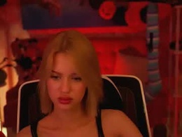 Most Recent Photo of angelaholmes